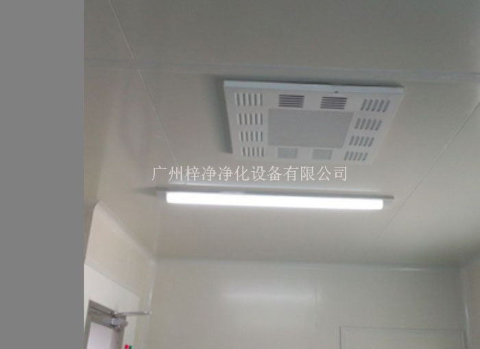 高效送風口的尺寸效率要求，必須符合潔凈車間現(xiàn)場設計要求和客戶應用標準。